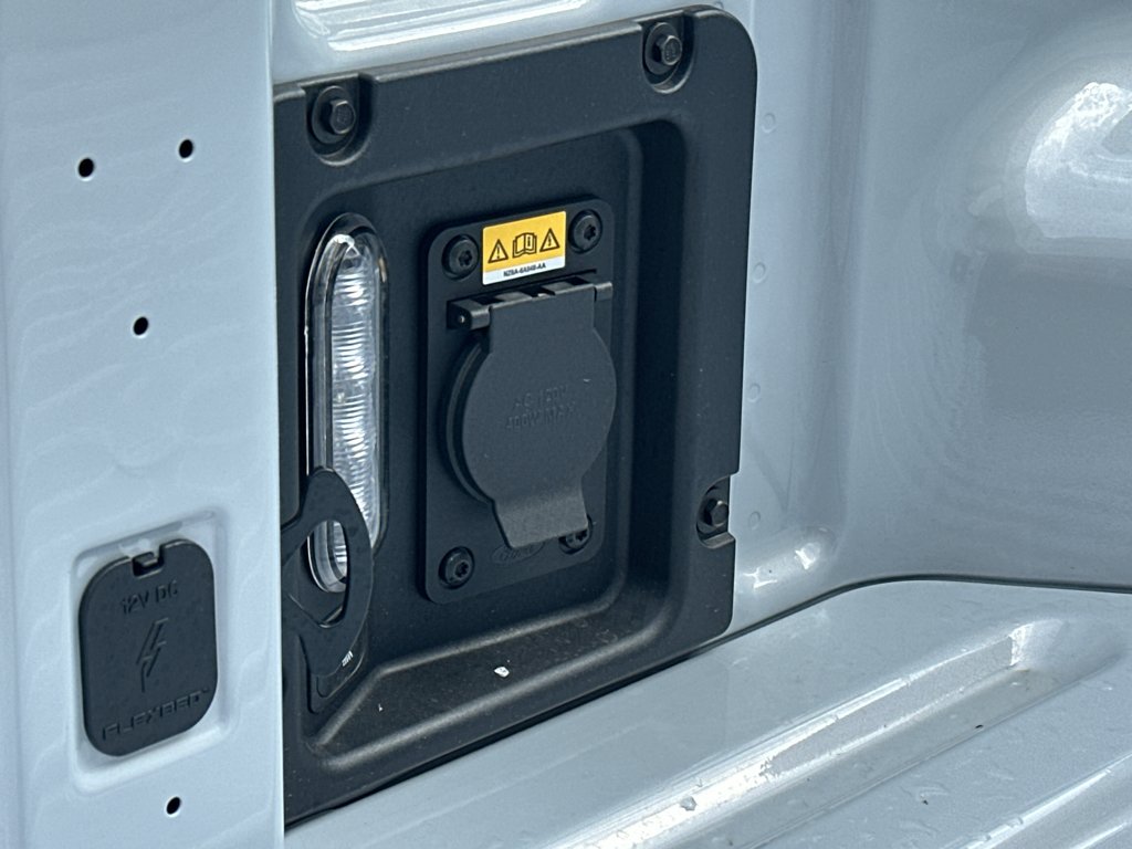 New 2026 Space White Metallic Ford XLT image 15