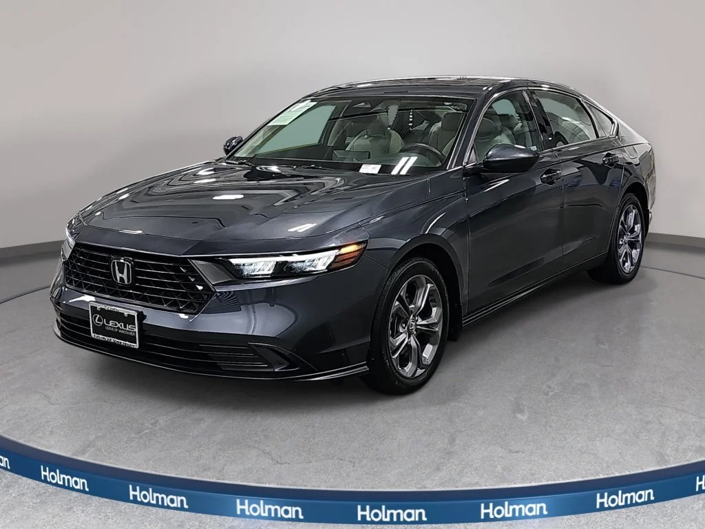 Used 2024  Honda EX image 1