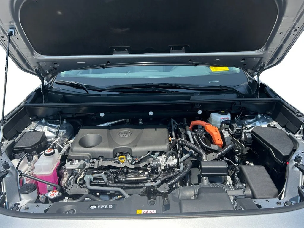 Used 2025 Silver Toyota XLE image 14