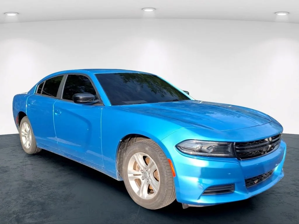 Used 2023 Blue Dodge SXT image 17