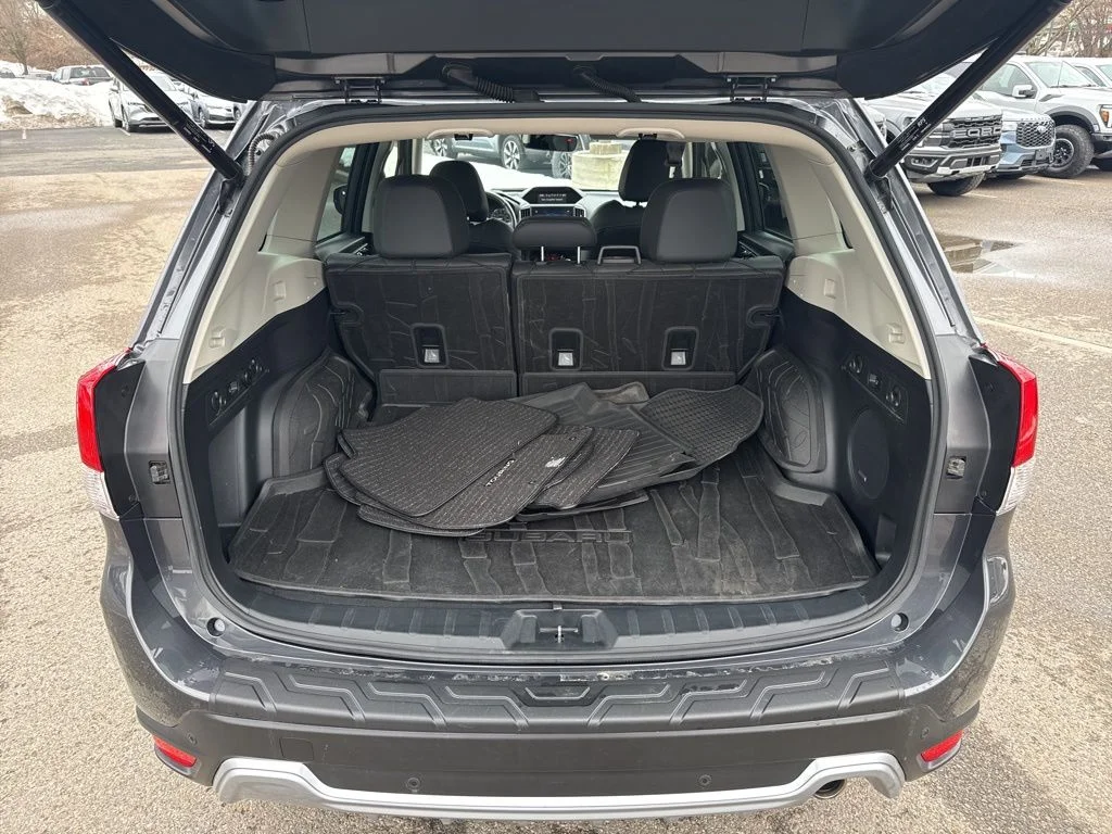 Used 2022 Gray Subaru Touring image 27