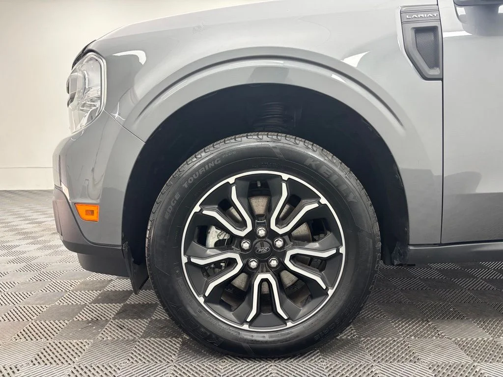 Used 2024 Gray Ford Lariat image 15