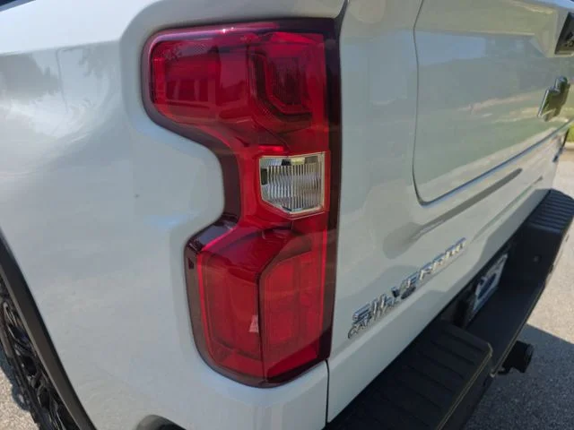 Used 2023 White Chevrolet ZR2 image 35