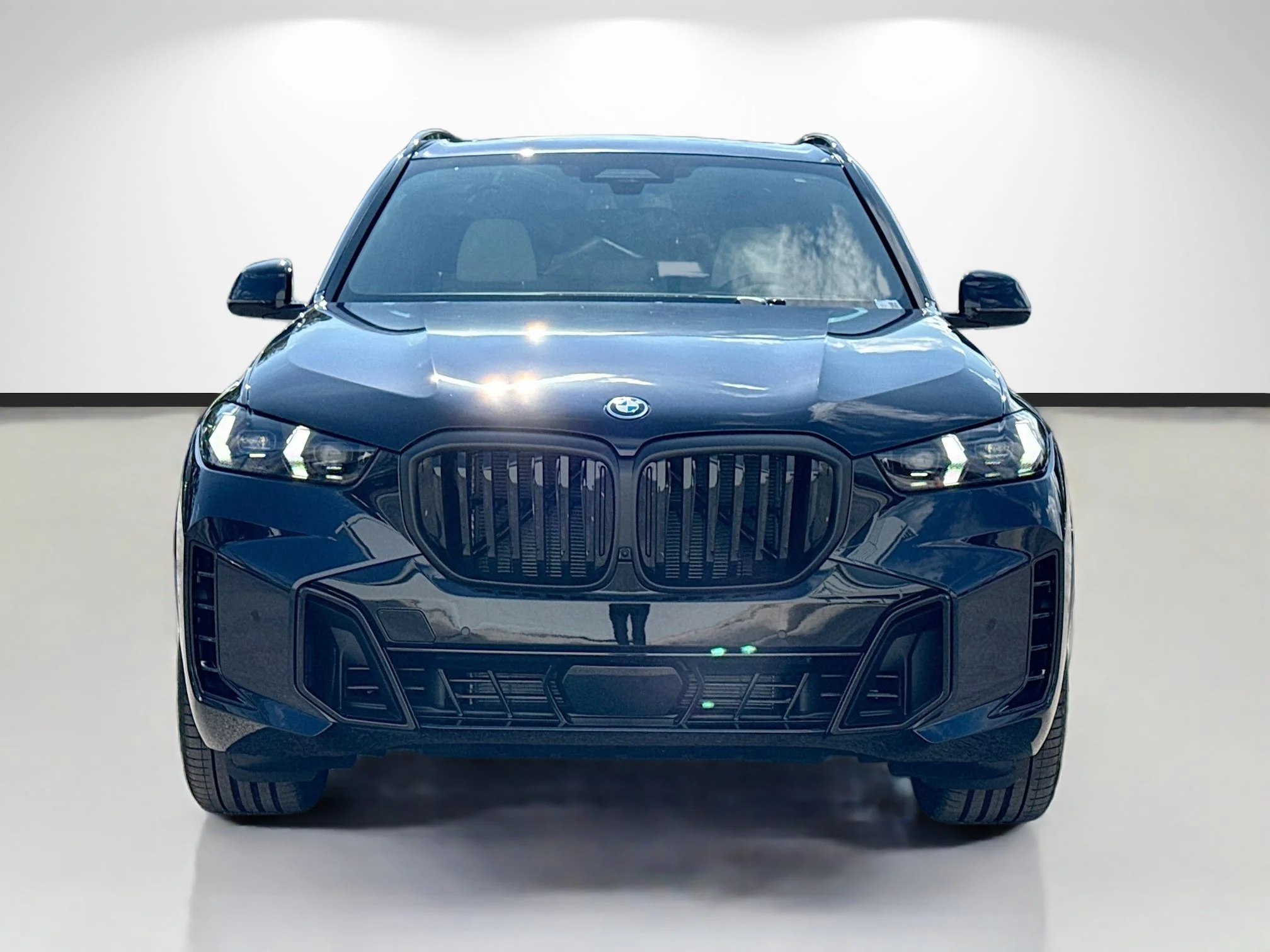 New 2026 Carbon Black Metallic BMW xDrive50e image 8