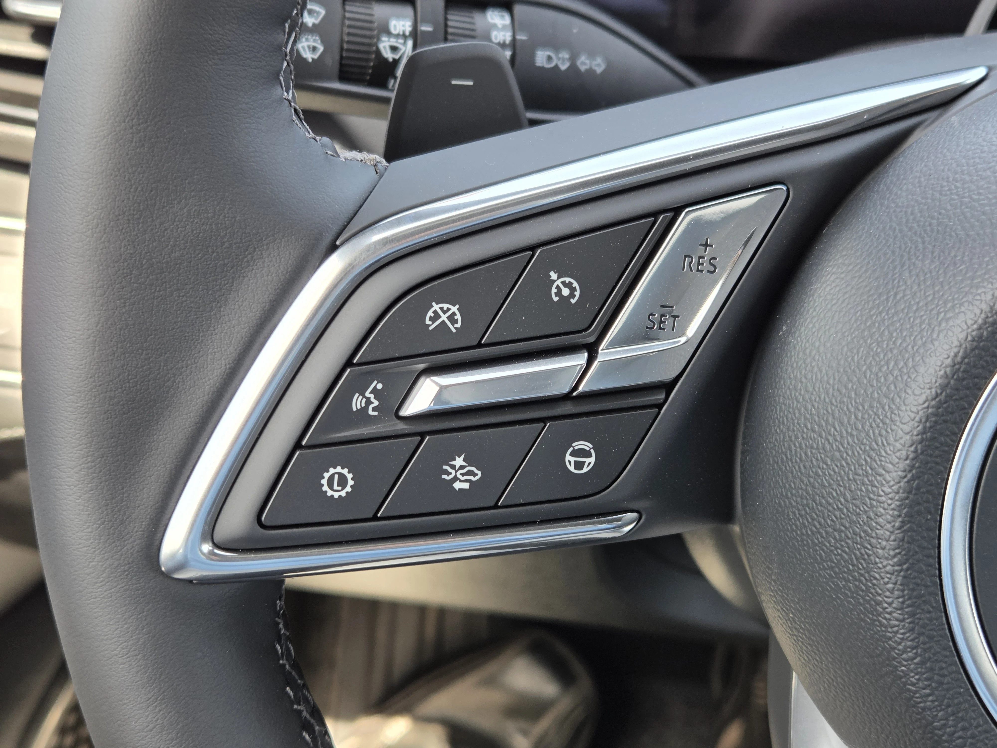 New 2026 Ebony Twilight Metallic Buick Avenir image 16