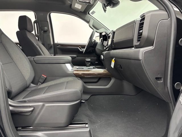 New 2026 Onyx Black GMC Elevation image 31