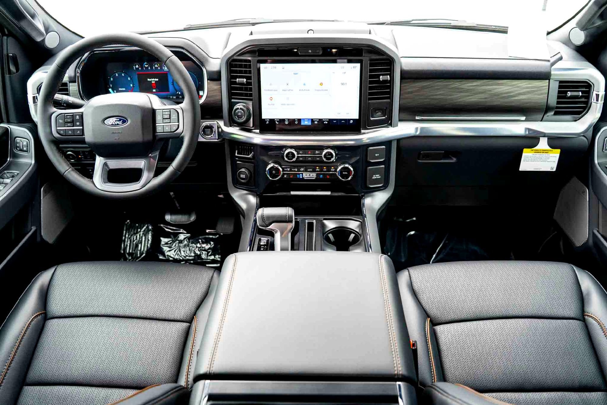 New 2026 Star White Metallic Tri-Coat Ford LARIAT image 20