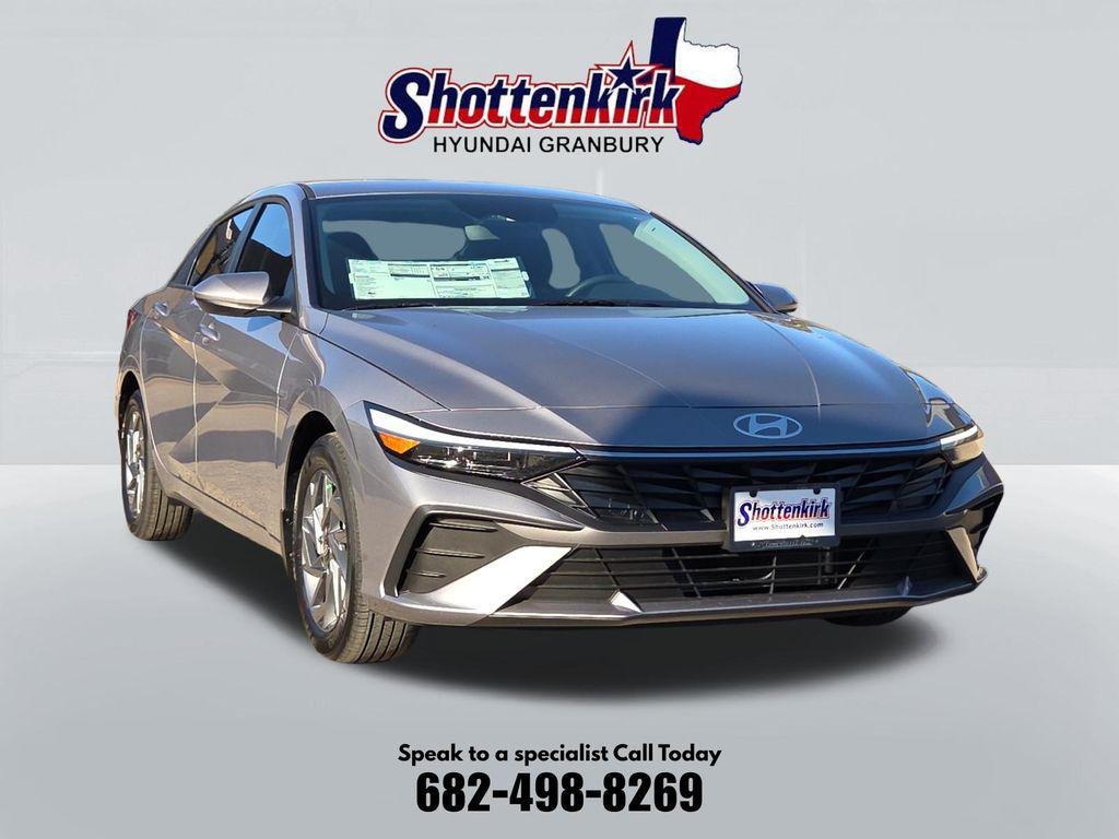 New 2026 Silver Hyundai Blue image 3