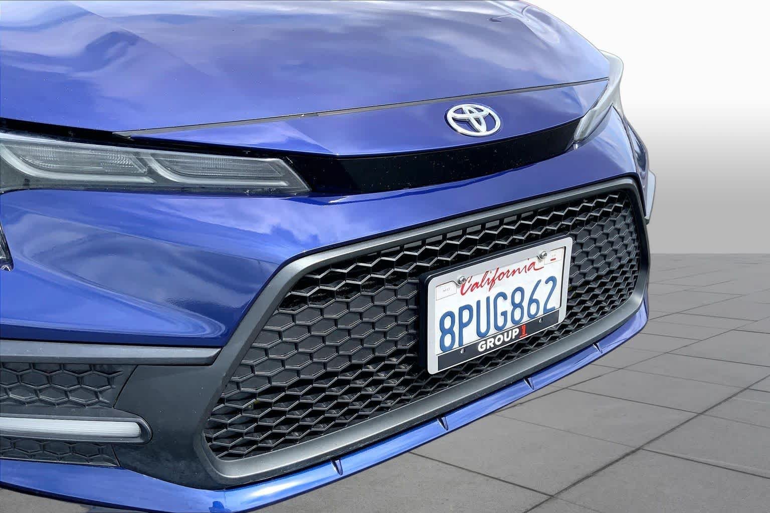 Used 2020 Blue Crush Metallic Toyota SE image 28