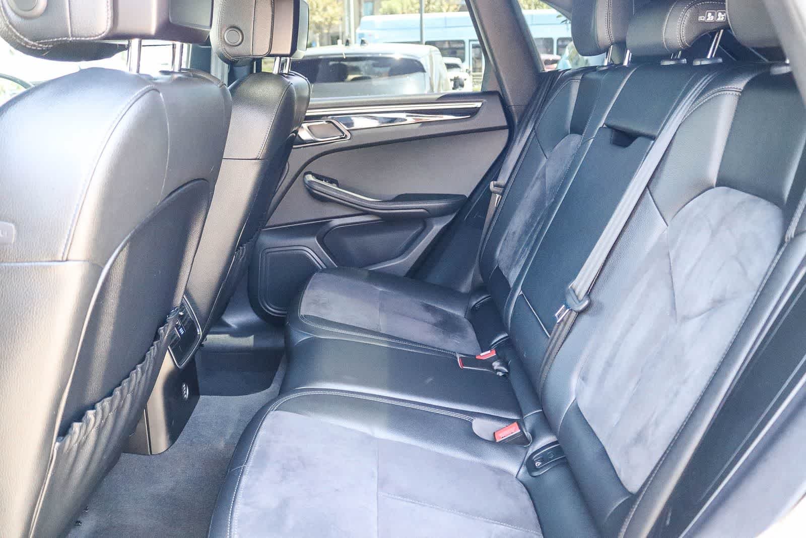 Used 2018 Black Porsche  image 16
