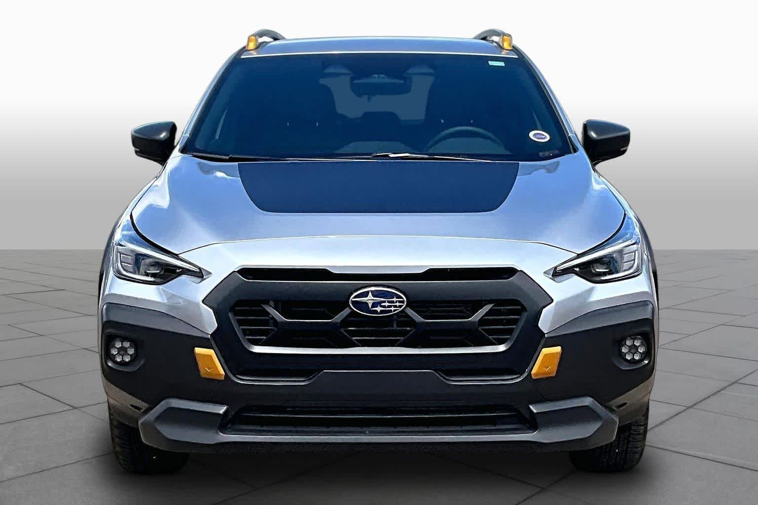 Used 2025 Ice Silver Metallic Subaru Wilderness image 3