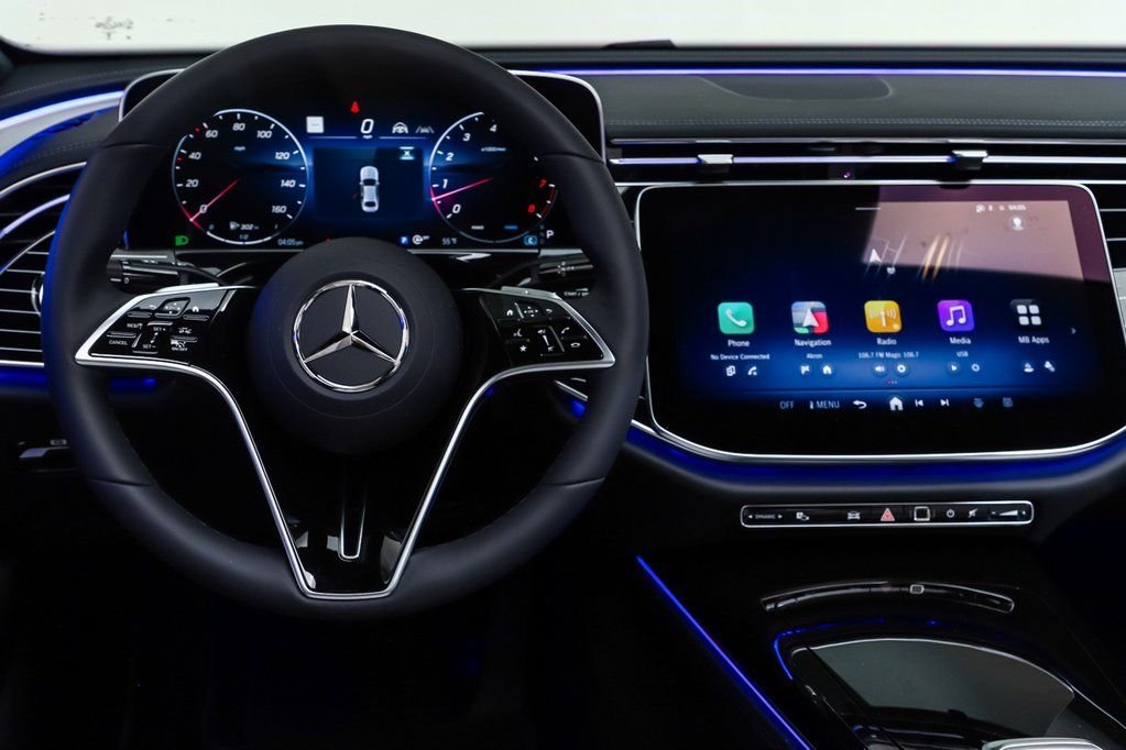 2026 Mercedes-Benz E-Class E350 - Photo 14