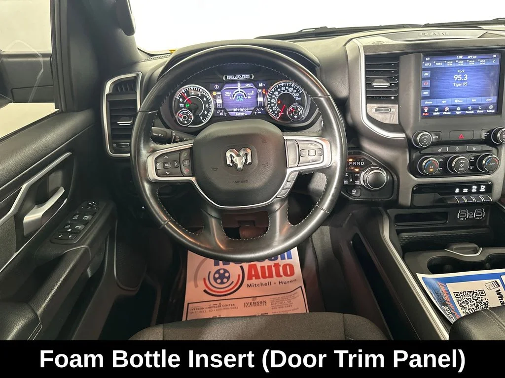 Used 2021 White Ram Big Horn/Lone Star image 26