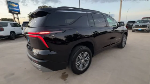 2026 Chevrolet Traverse LT - Photo 8