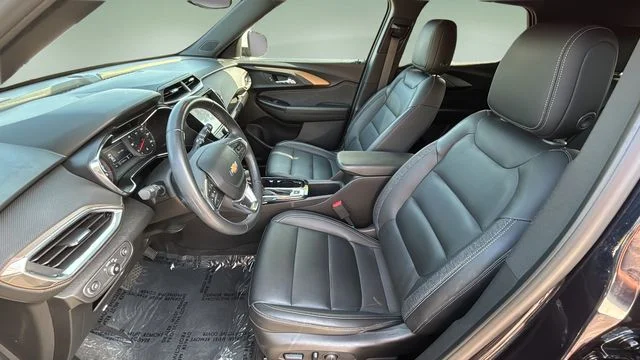 Used 2021 Blue Chevrolet ACTIV image 18