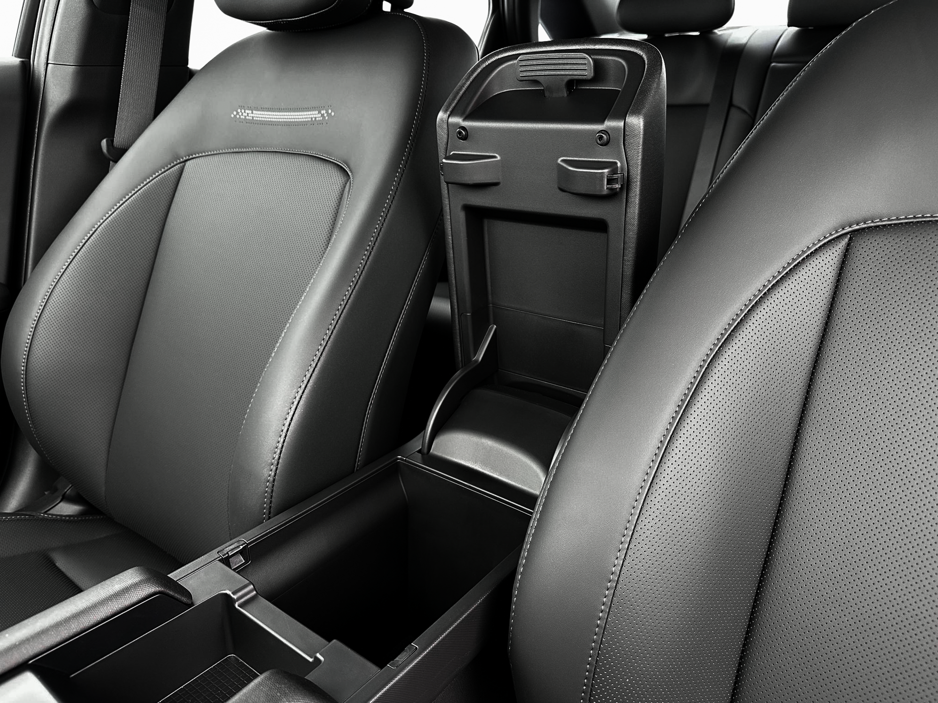 2025 Hyundai IONIQ 6 SEL - Photo 18