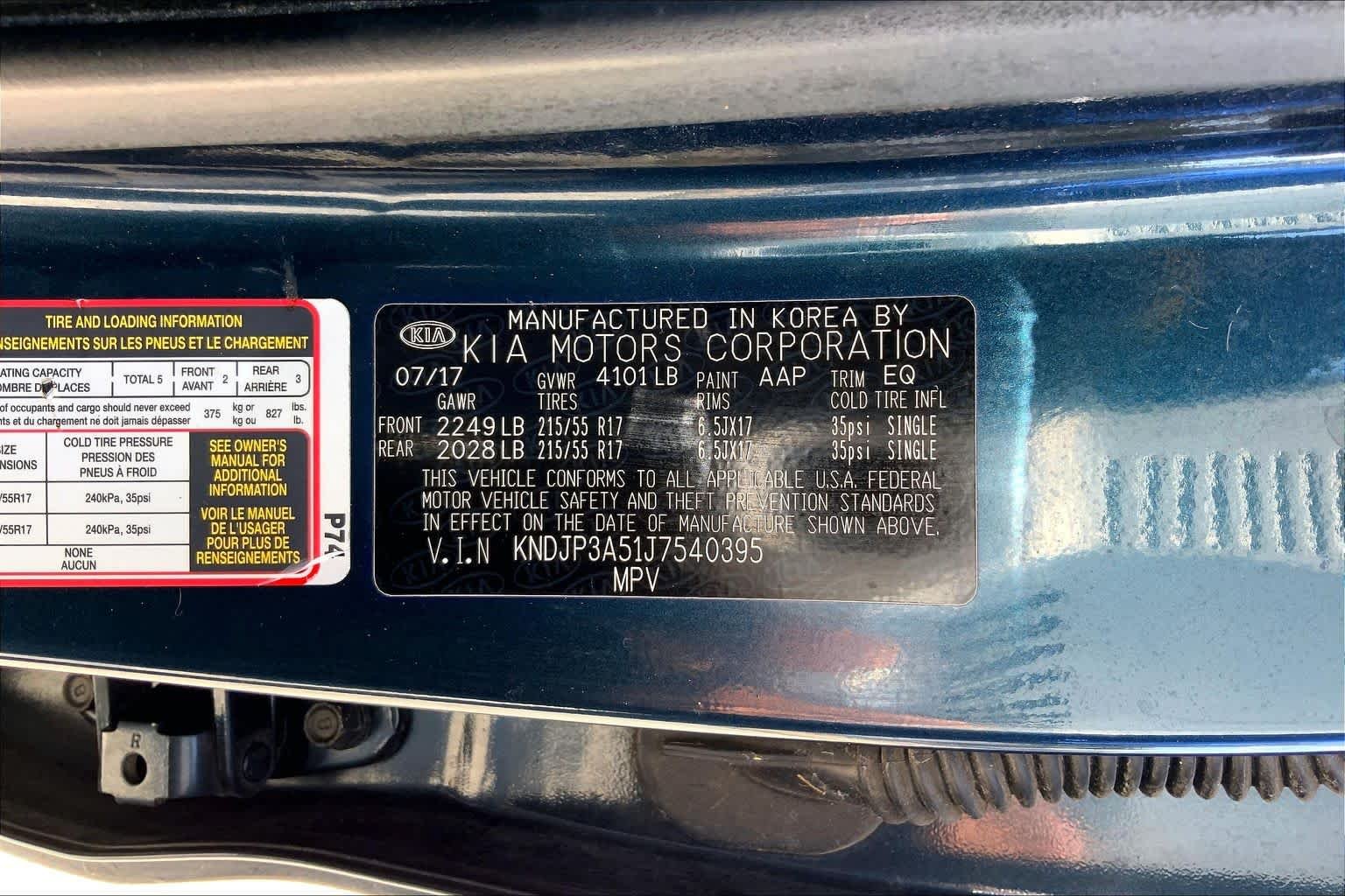 Used 2018 Mysterious Blue Kia + image 36