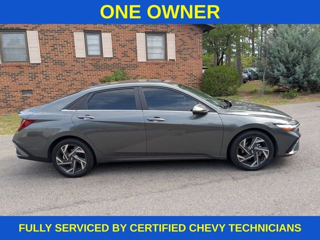 Used 2024 Gray Hyundai Limited image 3