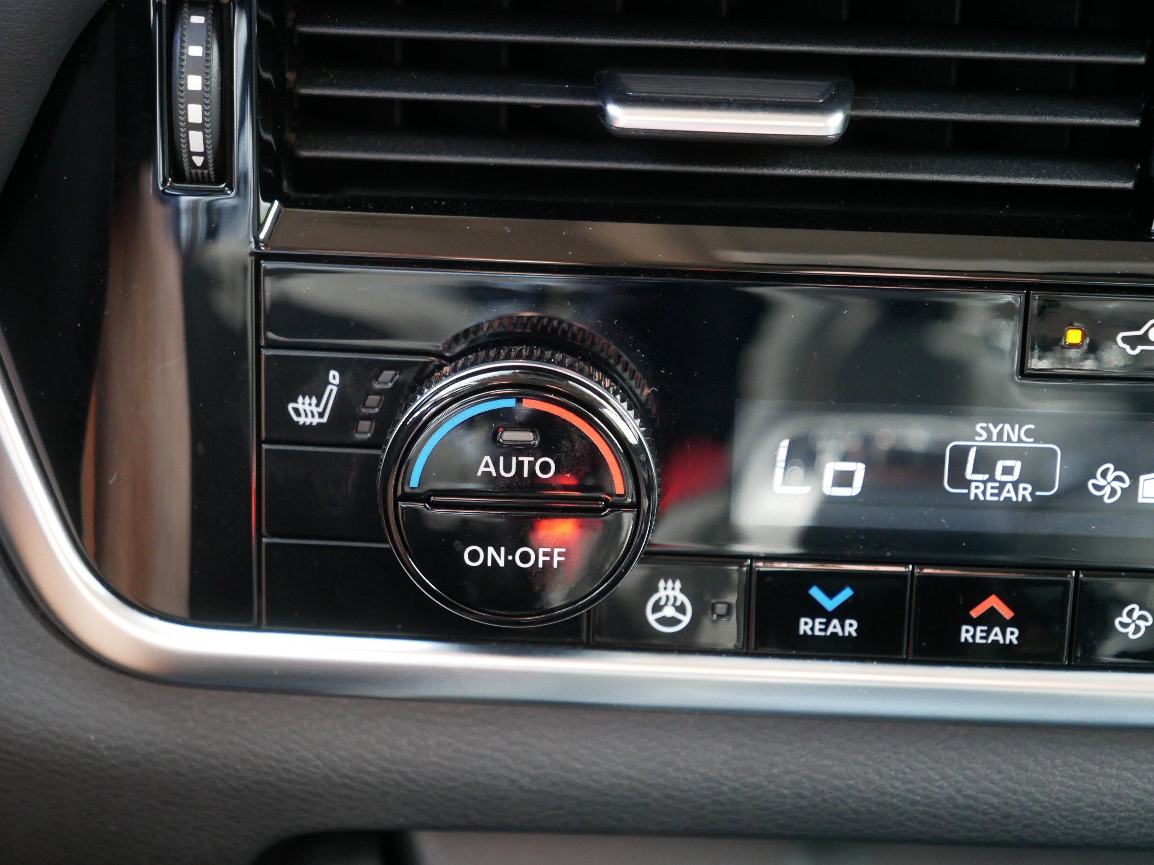 Certified Used 2025 Super Black Nissan SL image 31