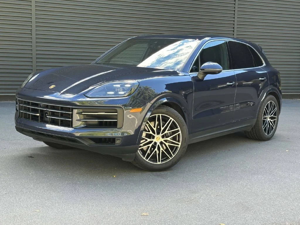2024 Porsche Cayenne Base