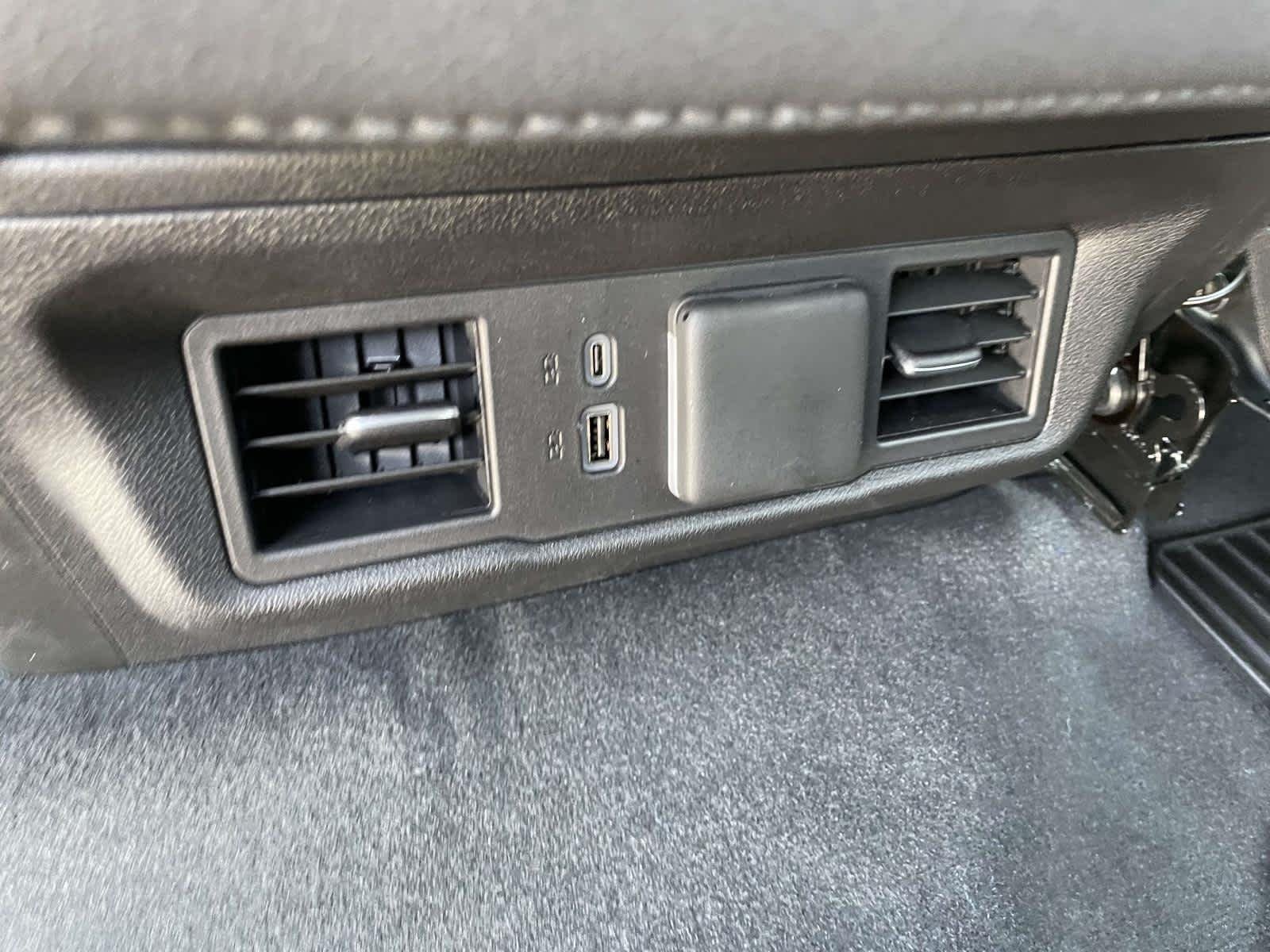 New 2026 Summit White Chevrolet LT (2FL) image 20