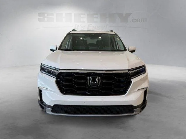 Used 2023 Platinum White Pearl Honda Elite image 17