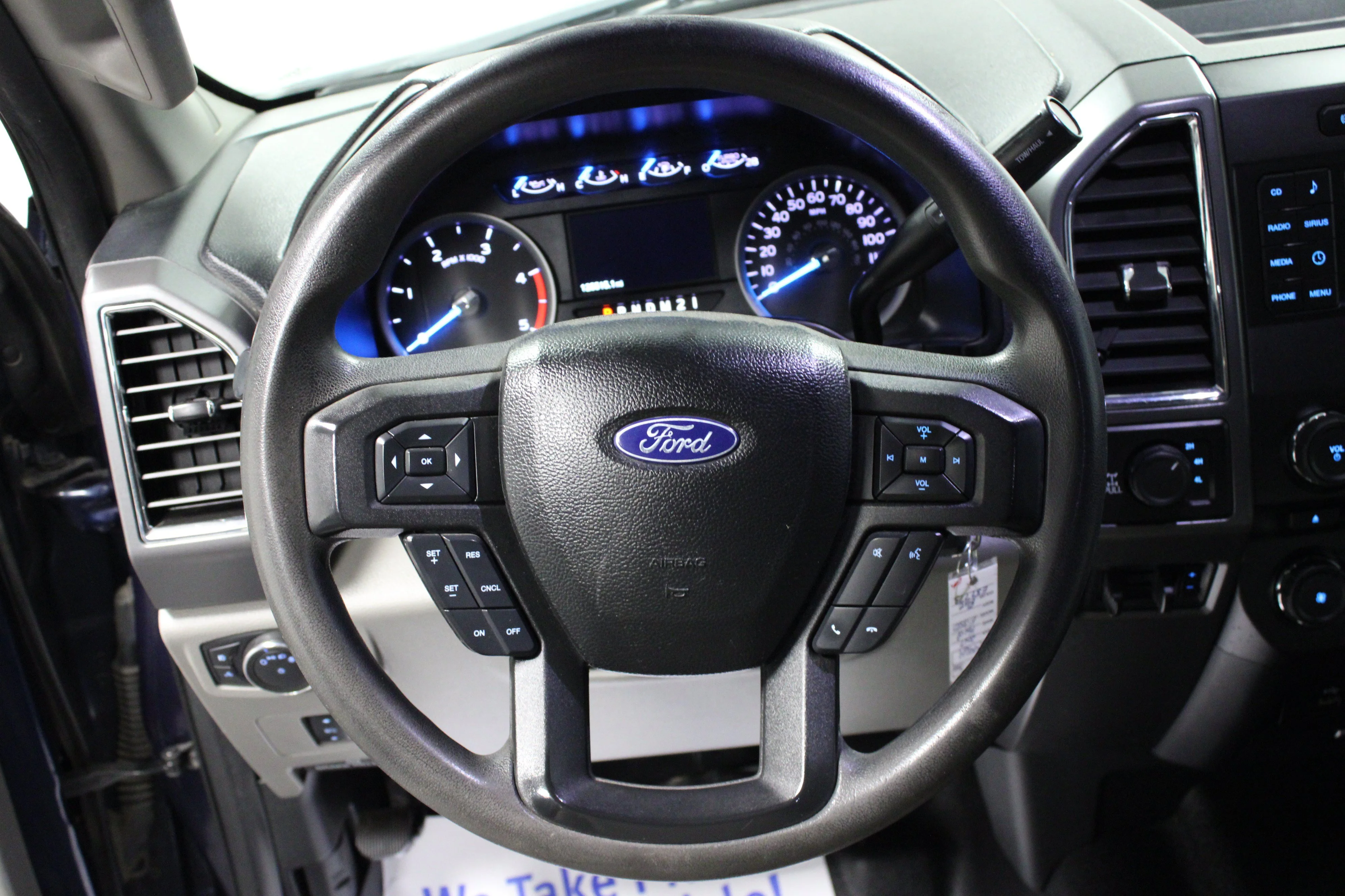 Used 2017 Blue Jeans Metallic Ford XLT image 16