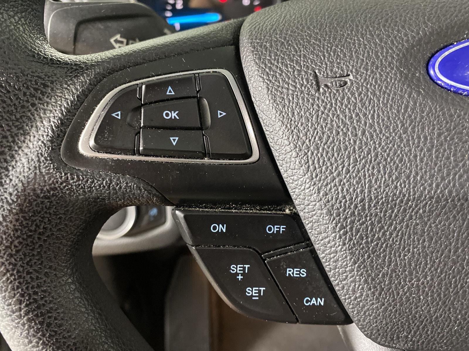 Used 2019 Baltic Sea Green Ford SE image 15
