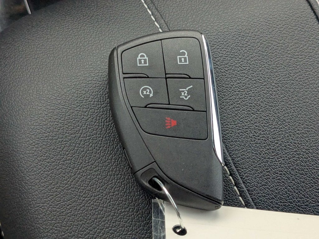 Used 2025 Gray Chevrolet LT image 37