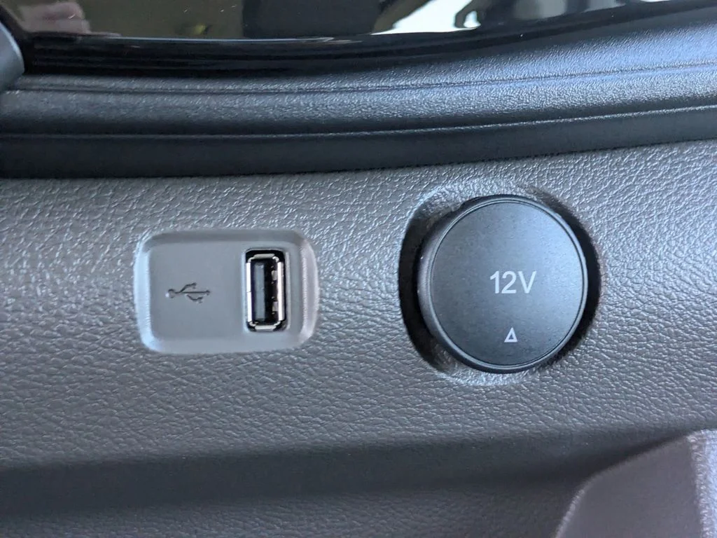New 2026 Oxford White Ford XLT image 23