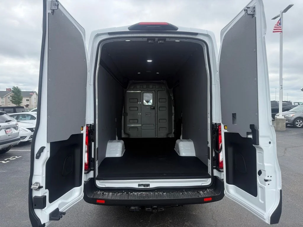New 2026 Oxford White Ford Cargo Van image 36