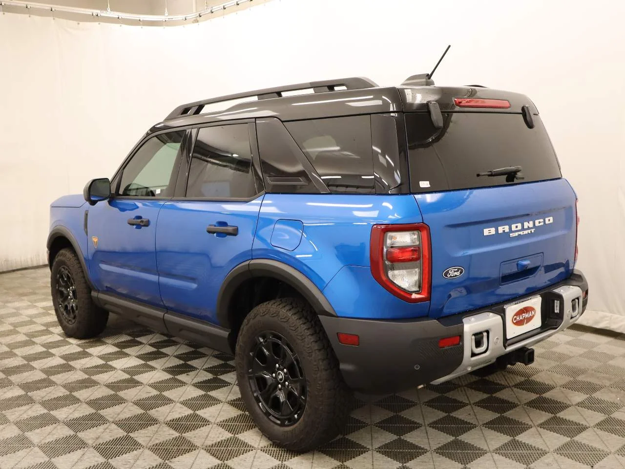 Used 2026 Velocity Blue Ford Badlands image 3