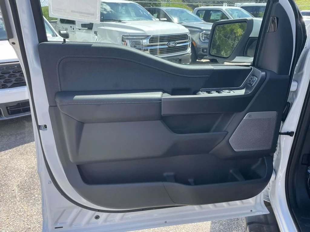 New 2026 White Ford Lariat image 15