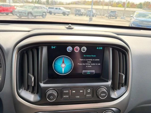 Used 2015 RED ROCK METALLIC Chevrolet 4WD Z71 image 26