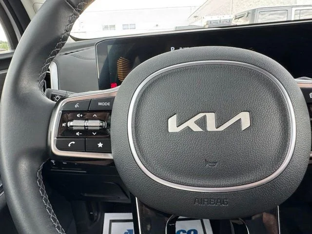 Used 2025 White Kia X-Line EX image 26