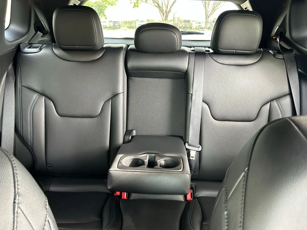 2025 Jeep Compass Limited - Photo 14