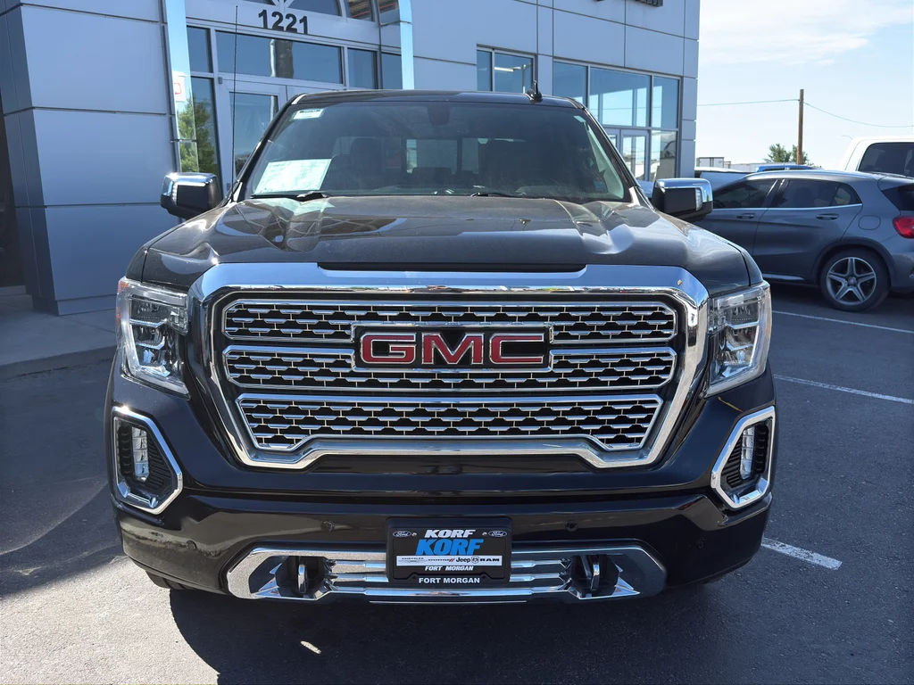 Used 2021 Onyx Black GMC Denali image 8