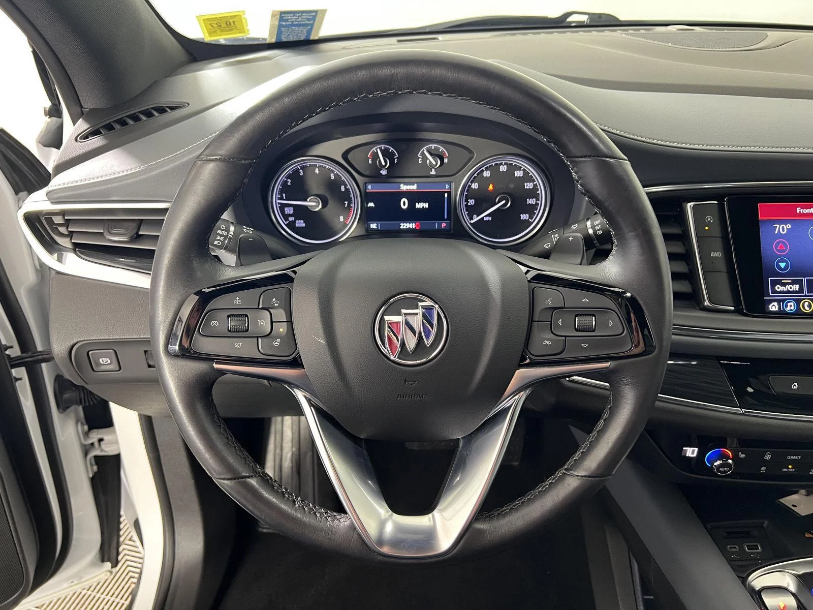 Used 2024 Summit White Buick Essence image 7