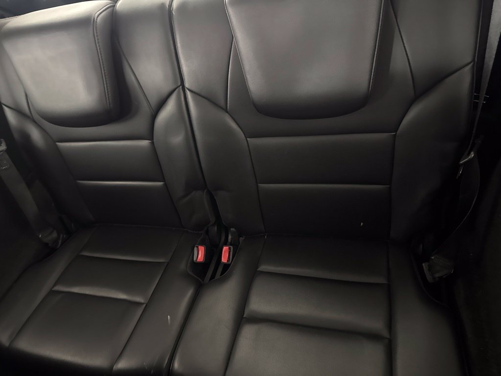 Used 2011  Acura Technology image 40