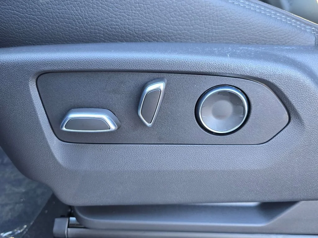 New 2026 Onyx Black GMC Denali image 17
