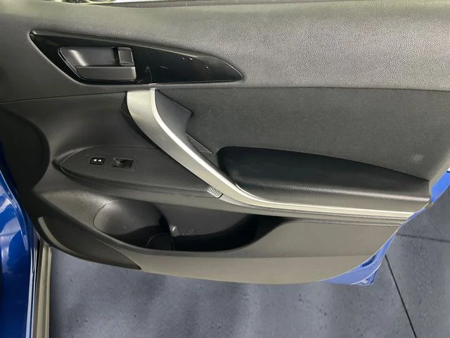 Used 2019 Blue Mitsubishi ES image 15