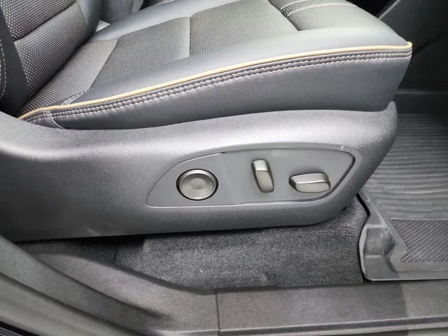 Used 2026 Black Chevrolet High Country image 40