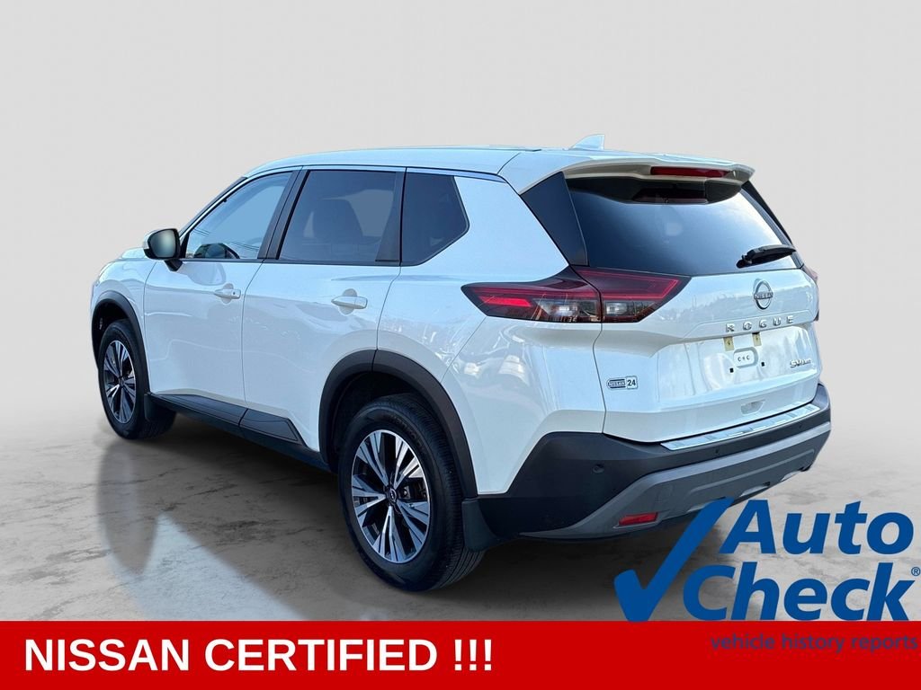 Used 2023 White Nissan SV image 5