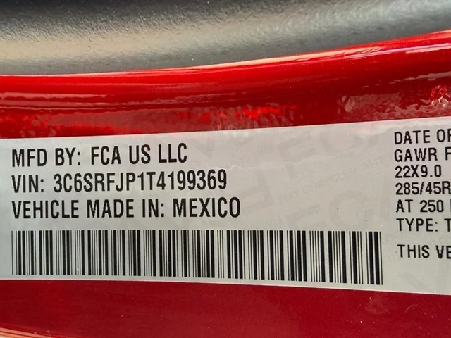 New 2026 Molten Red Pearl-Coat Exterior Paint RAM Laramie image 19