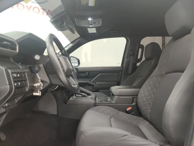Used 2026  Toyota SR image 15