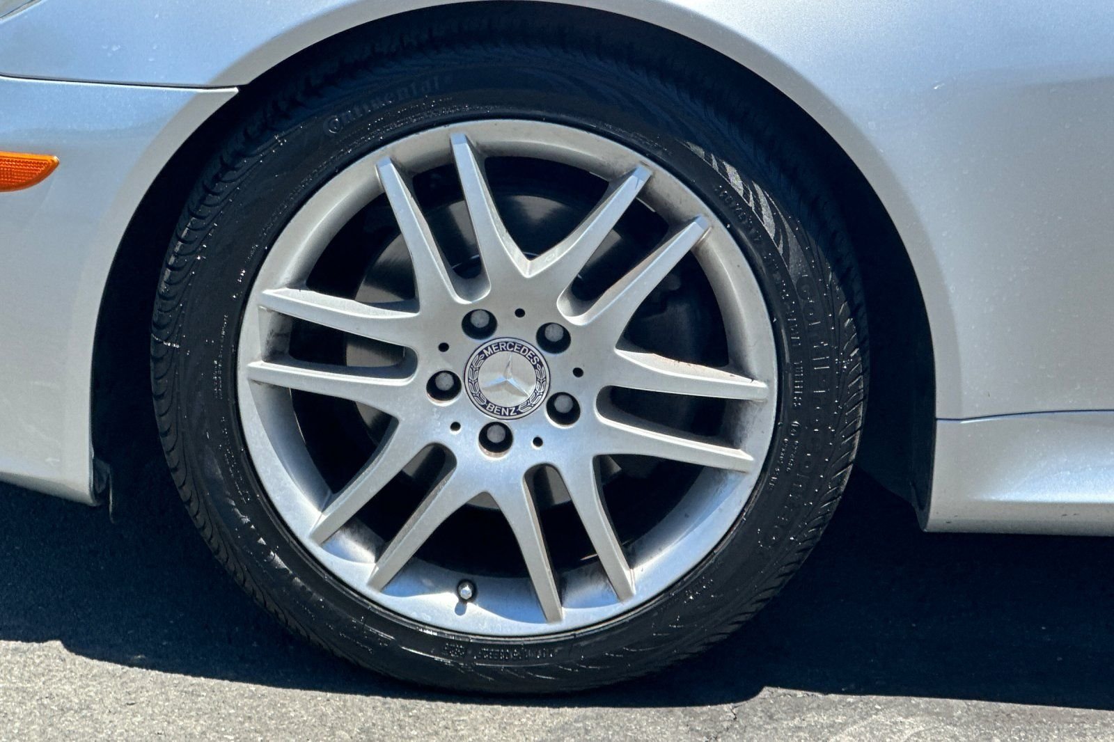 Used 2009 Silver Mercedes-Benz SLK 300 image 23