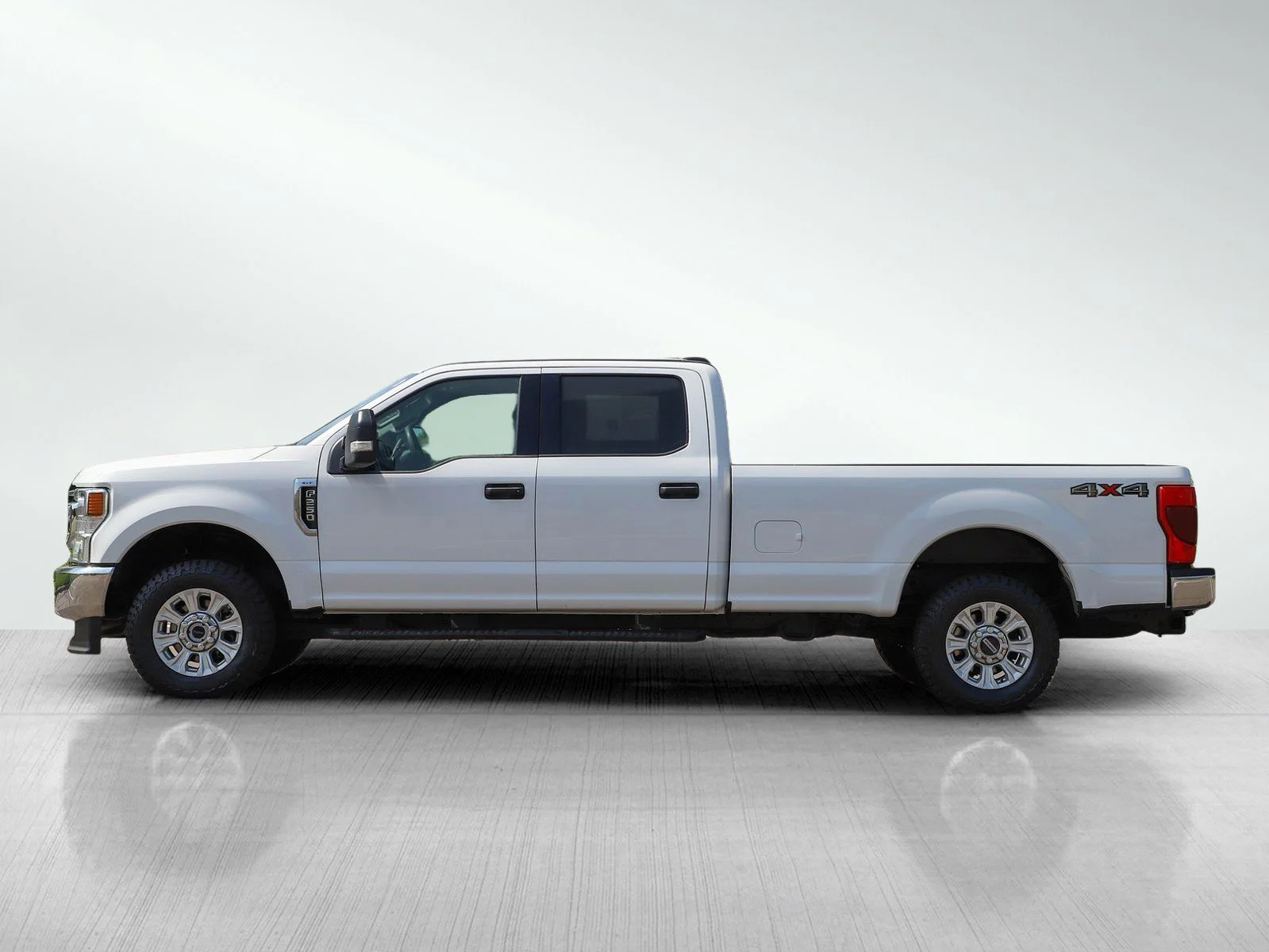 Used 2021 Ford F-250 Super Duty XL with VIN 1FT7W2B64MEC95557 for sale in Bloomington, Minnesota