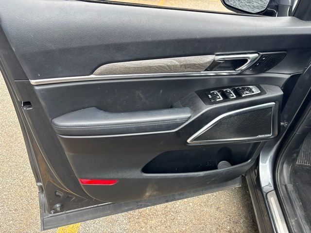 Used 2020 Gravity Grey Kia SX image 14