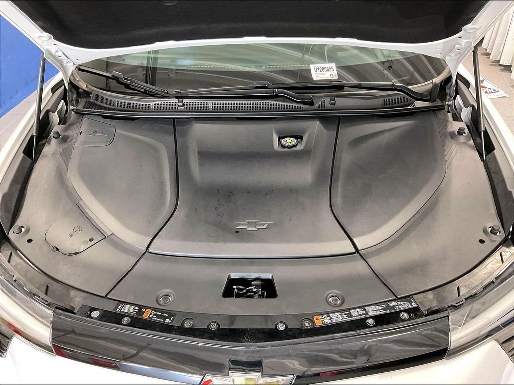 Used 2024 White Chevrolet LT image 31