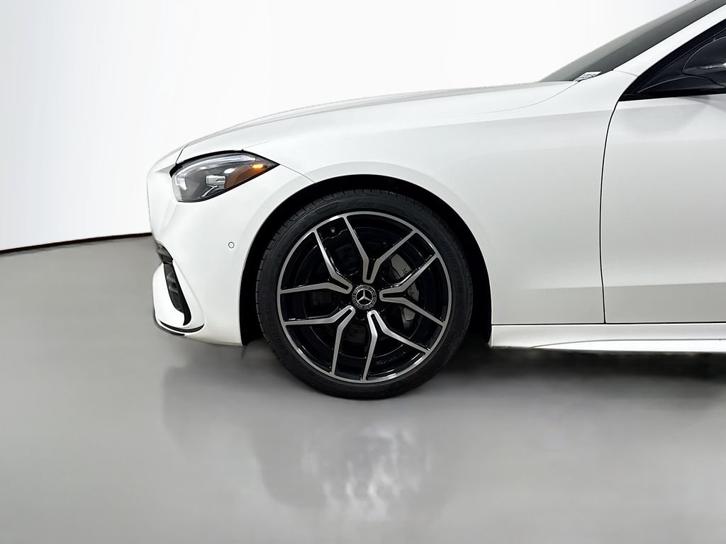 Used 2024  Mercedes-Benz C 300 image 32